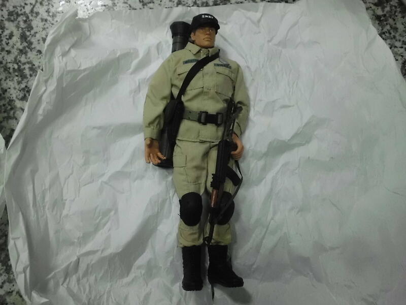 hot toys swat 吋軍事人偶背大砲 露天市集 全台最大的網路購物市集