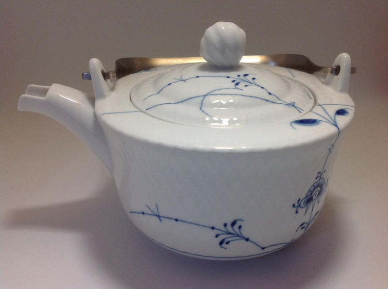 骨瓷壺：丹麥皇家哥本哈根茶壺