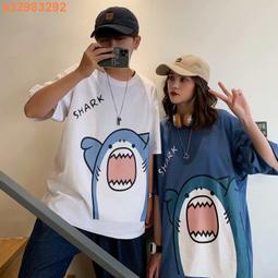✨7折下殺✨情侶短T恤 韓版卡通鯊魚頭印花五分袖短袖上衣 男女 情侶裝 (3色)