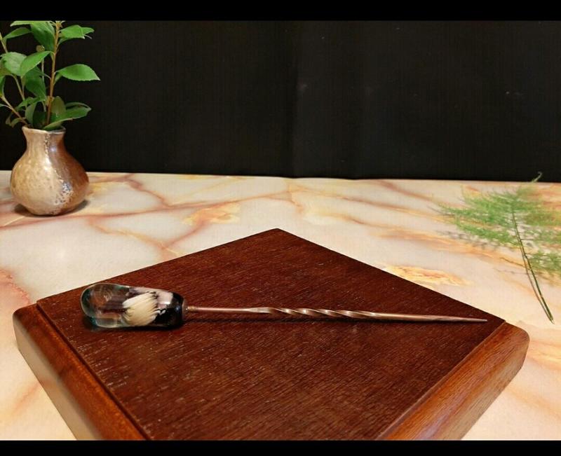 精美手工琉璃茶針，台灣原住民精創文藝，紫銅茶針長約17.5公分。