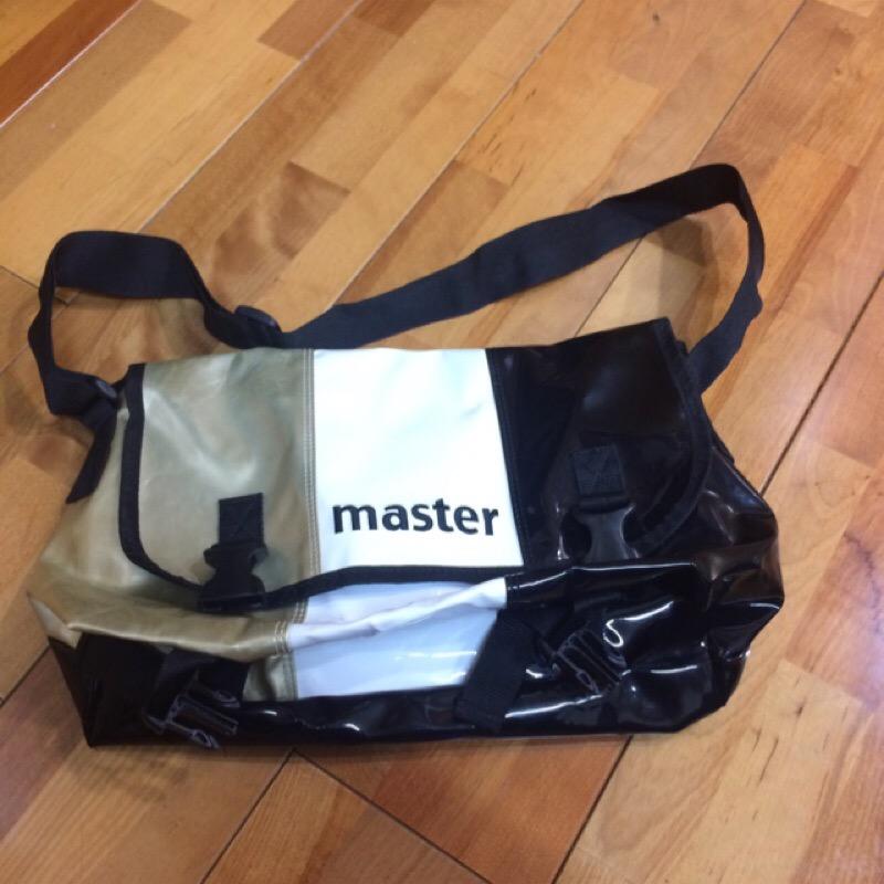日本購入正品 master7 三色斜背包