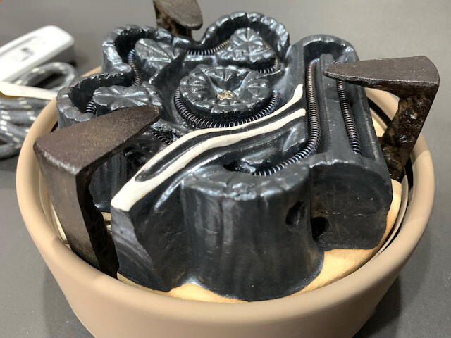 日本野野田炭型電熱器(100v .400w) 野々田商店.鐵壺.茶釜火鉢風爐適用