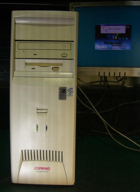 【窮人電腦】跑Windows NT系統的早期Compaq康柏原廠工作站主機！雙北桃園免費送、外縣可郵寄！