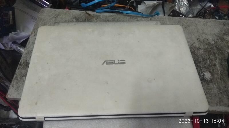 賣2手筆電ASUS 華碩 X751NV-0031BN3450 天使白(N3450/4G/920MX/240G SSD/