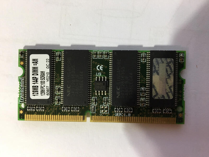 SDRAM雙面8顆◎128MB/PC-100