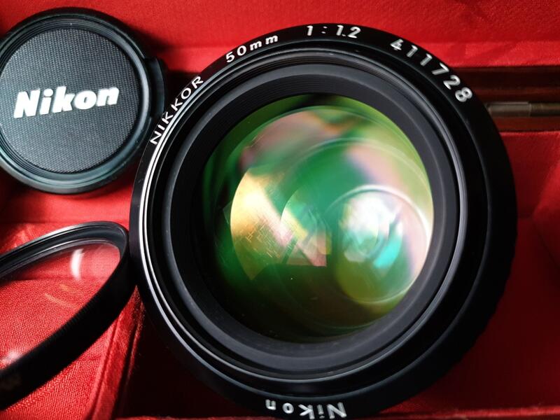 Nikon Ais 50mm F1.2 大光圈定焦鏡有盒單（附遮光罩及B+W保護鏡