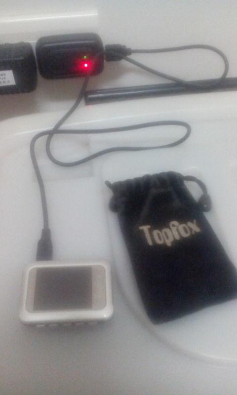 1. Topfox MP3 1GB (需連接電源)