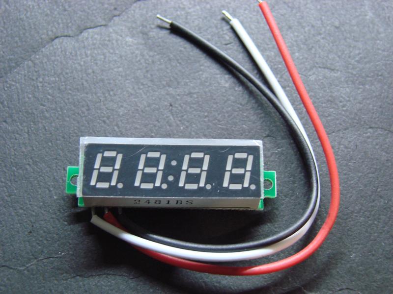【420】LED 直流電壓表 4位數 超高精密 DC0~10V 三線式 0.28 電壓表頭