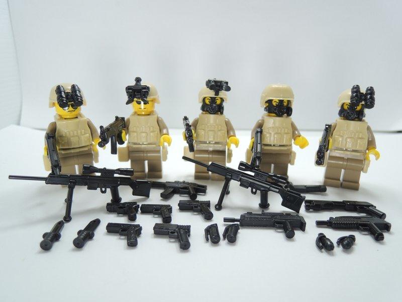 【玩具星球】海豹部隊 SWAT特警裝備 5個人偶含配件(台灣製高品質LEGO樂高相容零件)