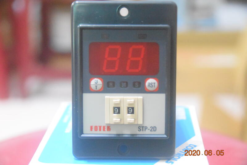 FOTEK 陽明 STP-2D 指撥設定多功能數字顯示型計時器