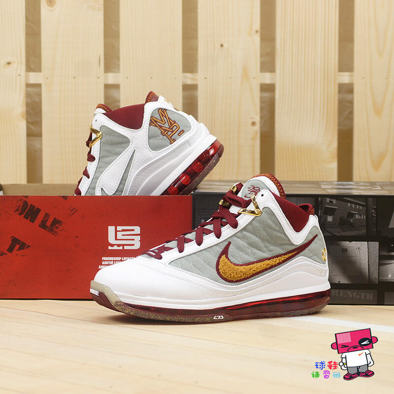 球鞋補習班NIKE LEBRON 7 VII QS MVP 騎士隊酒紅金詹姆斯LBJ 金蔥