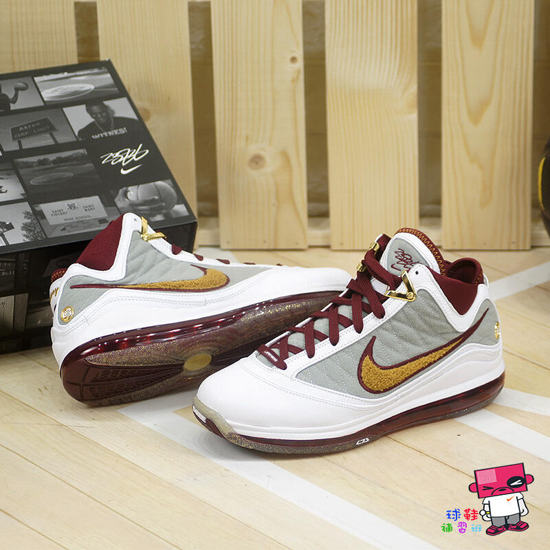 球鞋補習班NIKE LEBRON 7 VII QS MVP 騎士隊酒紅金詹姆斯LBJ 金蔥