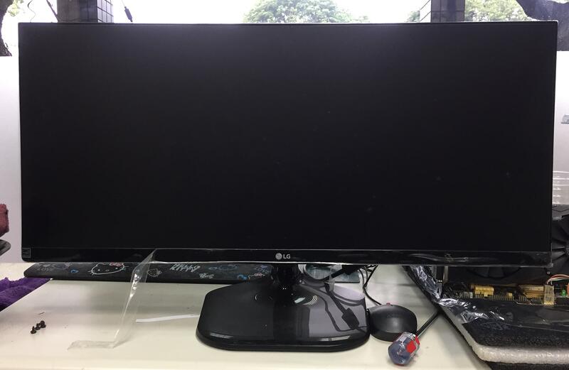 #167電腦# LG 樂金 29UM58型螢幕  面板破損零件機 需要哪個部份請先問