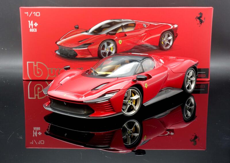 【MASH-2館】現貨特價  Bburago 精緻版 1/18 Ferrari Daytona SP3 Red