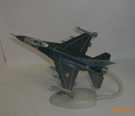 {我愛空軍}特價 模型飛機  空軍F-16戰鬥機  塑鋼1:72模型MO-F16-72