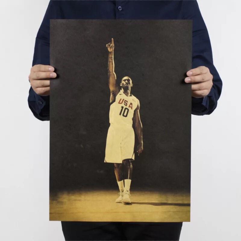 [現貨]科比KOBE經典籃球明星海報NBA球星 黑曼巴 裝飾畫 臥室宿舍客廳牆畫裝飾畫 復古牛皮紙海報咖啡廳