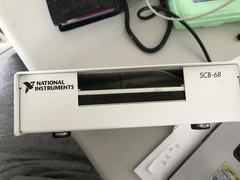 National Instruments NI SCB-68 抗雜式I/O 接線盒NI SCB-68 抗雜訊端子台