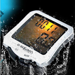 高雄【新素主義】促銷：碼表》自行車碼錶》帶『夜光』 防水型 推薦型『9大功能』