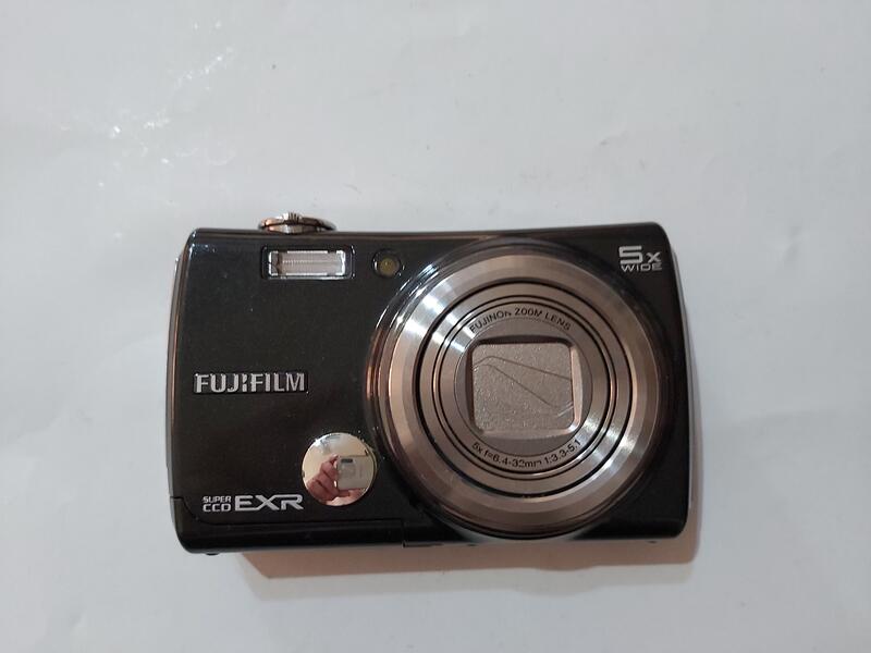 FUJIFILM FINEPIX F200 EXR 數位相機.外觀佳.功能完全正常~