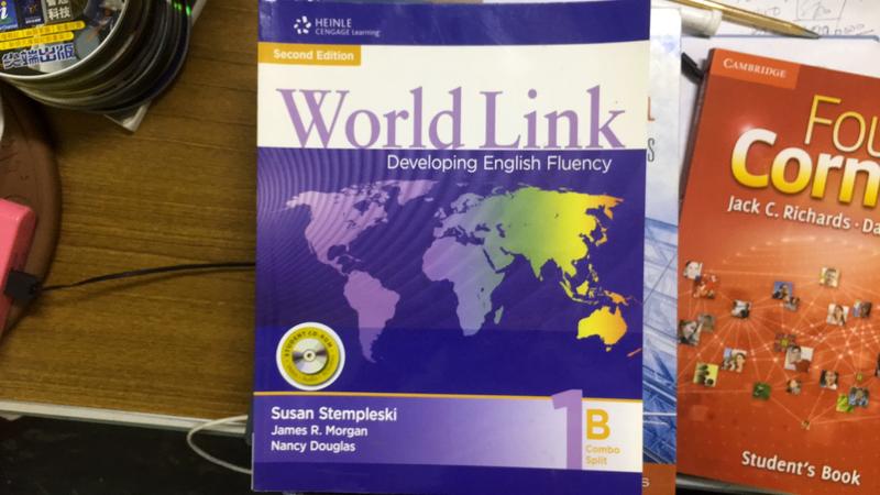 附光碟無劃記 World Link:Developing English Fluency 1B 2e K80
