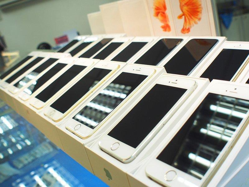 門市大量iPhone 6 近全新 超低特價 八德實體門市現貨 保固 很多可以選