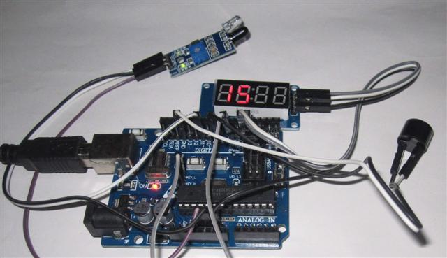偉克多 Arduino 好玩專題製作—訪客計數器四位七節顯示器 顯示 計數值，套件+韌體工程師課程諮詢+專題製作