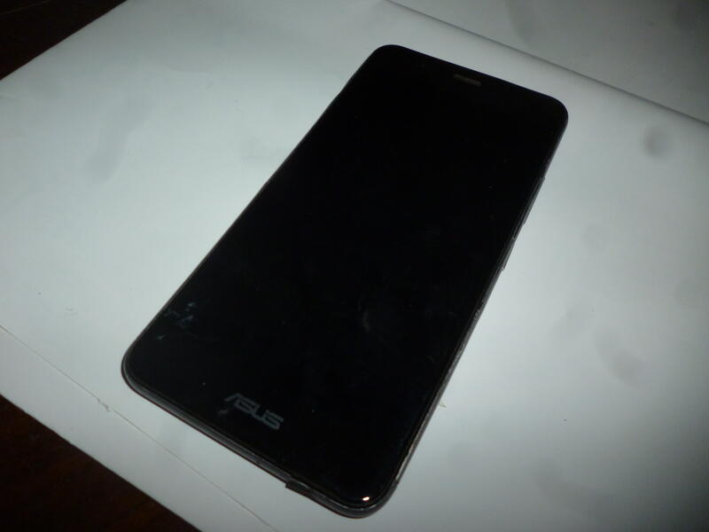 ASUS-ZC520TL手機300元-不開機