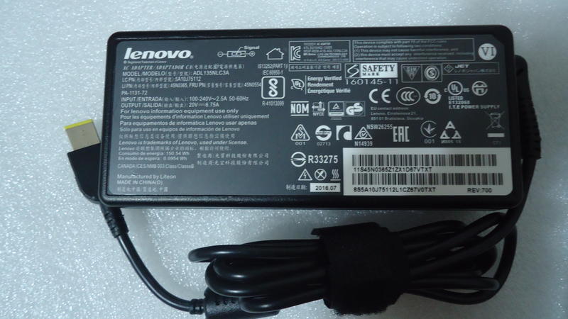 原廠 lenovo ThinkPad T540P T440P 筆電變壓器.20V 6.75A  方頭 帶針  Y520