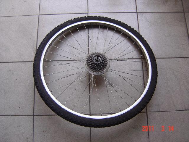 腳踏車 鋁合金  輪框（ 含 不繡鋼鋼絲）含輪胎