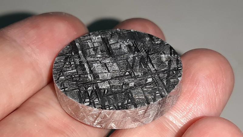 鎳鐵隕石盤墜gibeon天鐵盤墜直徑28.5MM厚5.5MM28.5克