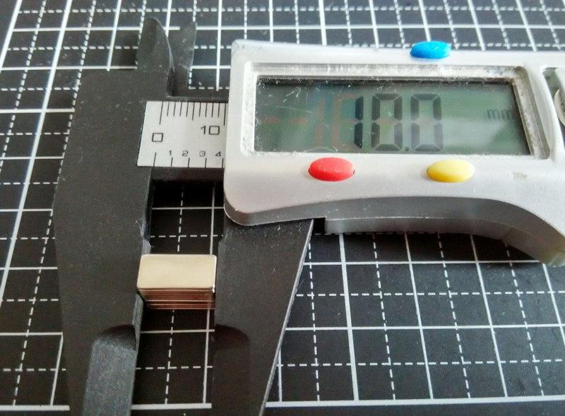 ■萬磁王■10mmx5mmx0.8mm-超薄片強力磁鐵-可作手工磁吸卡片