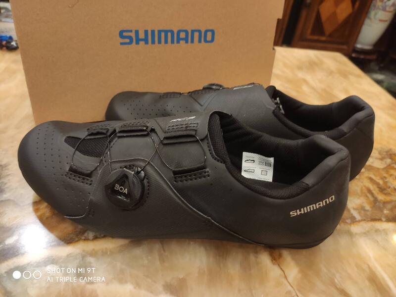 《盛恩單車》全新 SHIMANO RC3 卡鞋 公司貨 寬版 黑 SH-RC300 公路車卡鞋 入門車鞋 BOA旋鈕