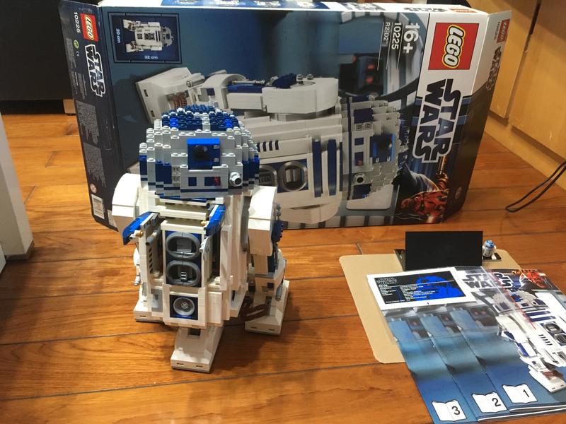 《推坑小舖》已組 LEGO 10225 Star Wars UCS R2-D2 R2D2