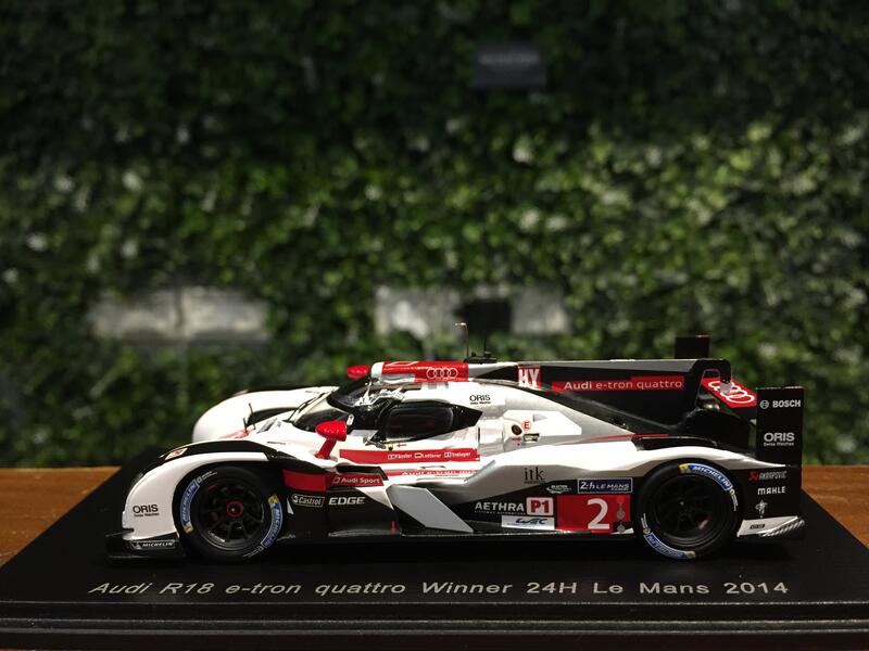 1/43 Spark Audi R18 e-tron Quattro Winner 2014 43LM14【MGM