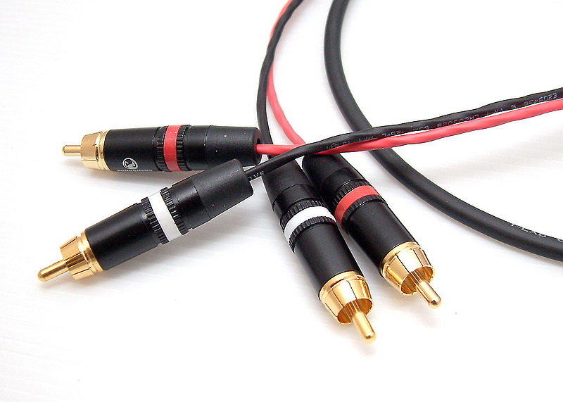 志達電子 CAB012/2.0 線長2.0m T-LAB RCA立體(單線版)訊號線 應用於耳擴(喇叭)及訊源的連接