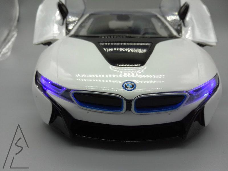 阿莎力 1/14 BMW 原廠授權 I8 騎士白 遙控開門 非賓士 法拉利 藍寶堅尼 GTR