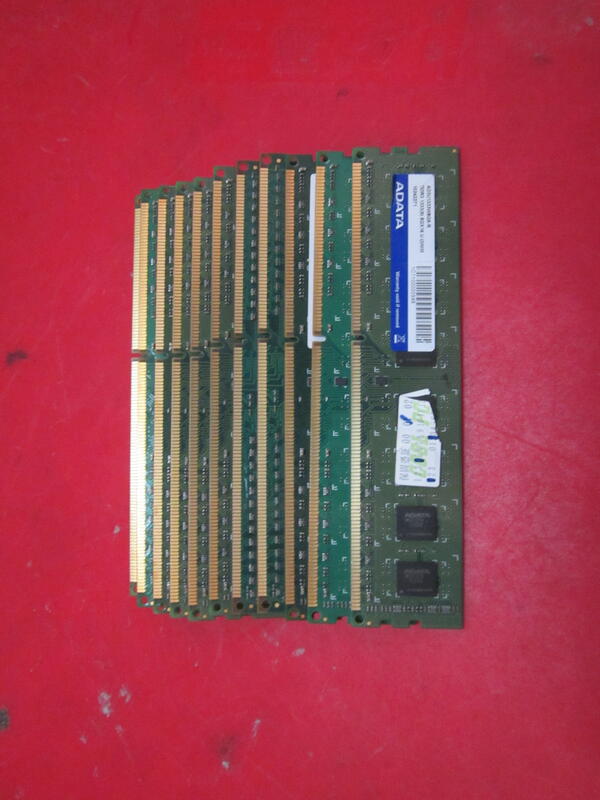 各廠牌 8G DDR3 記憶體 每支 120元 隨機出貨 不接受挑選