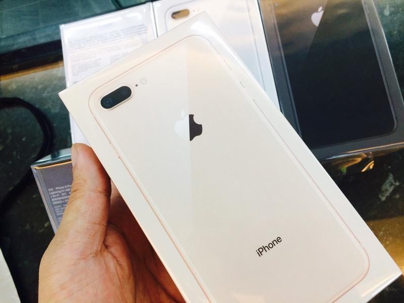 [蘋果先生] iPhone 8 64G 蘋果原廠台灣公司貨 三色現貨 新貨量少直接來電