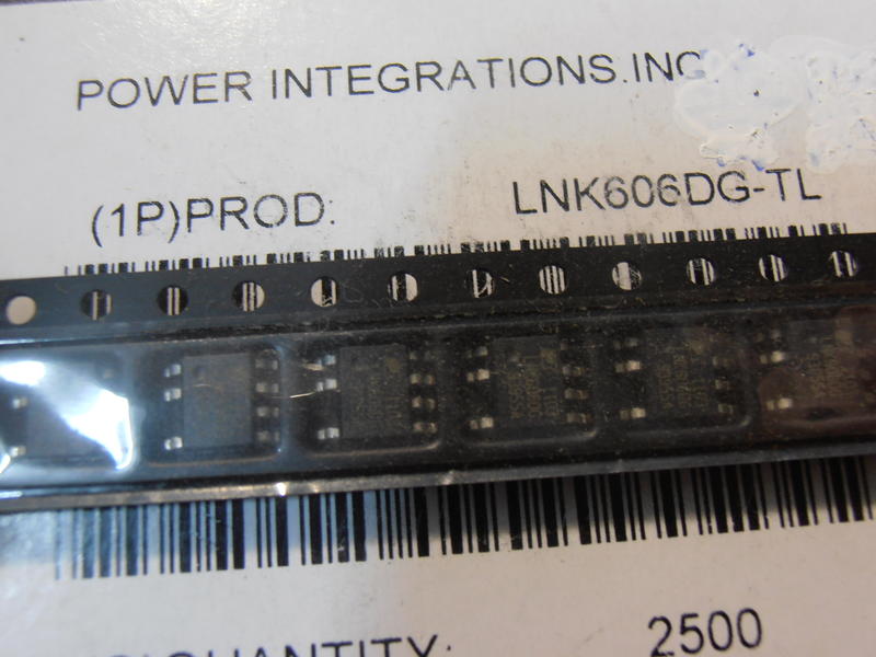 LNK606DG   Accurate CV/CC Switcher IC SO8(7PIN)  無鉛 PI