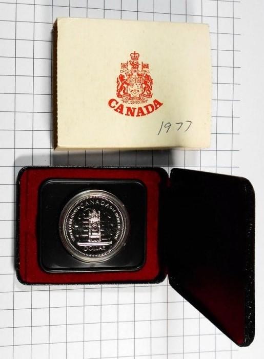 DB061 加拿大1952-1977年 登基加冕週年DOLLAR銀幣 盒裝 重約23.3g