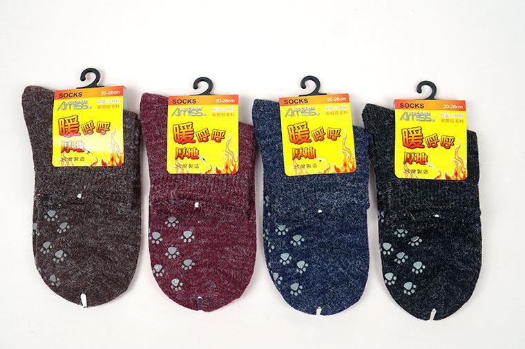 品名: 安格拉毛防滑保暖1/2襪(棗紅色) J-13530