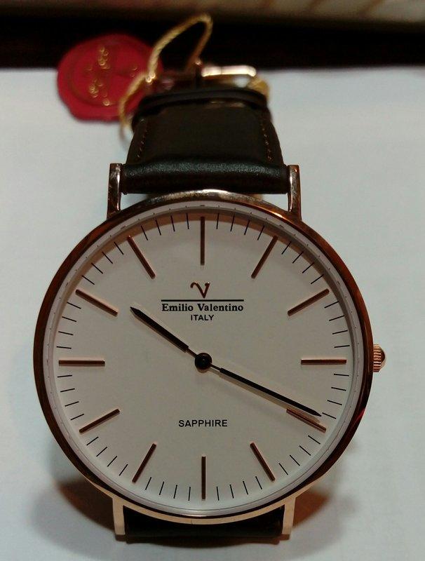 [黎黎屋]范倫鐵諾超薄大水晶玻皮錶