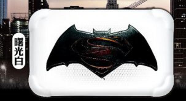 【阿田小鋪】現貨 蝙蝠俠 X 超人 旅行過夜硬殼包 曙光白 單款7-11正義聯盟另有史努比 杜卡迪 星際大戰