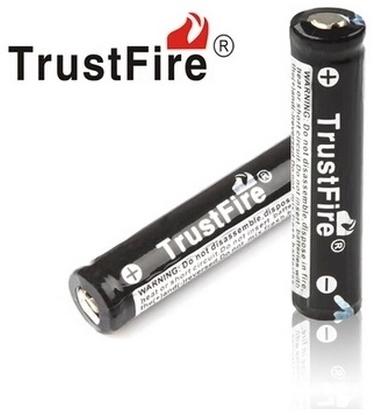 TrustFire 10440 帶保護板可充鋰電池,尺寸同4號AAA鎳氫鎳鎘電池,手電筒 無線電 刮鬍刀 遙控汽車