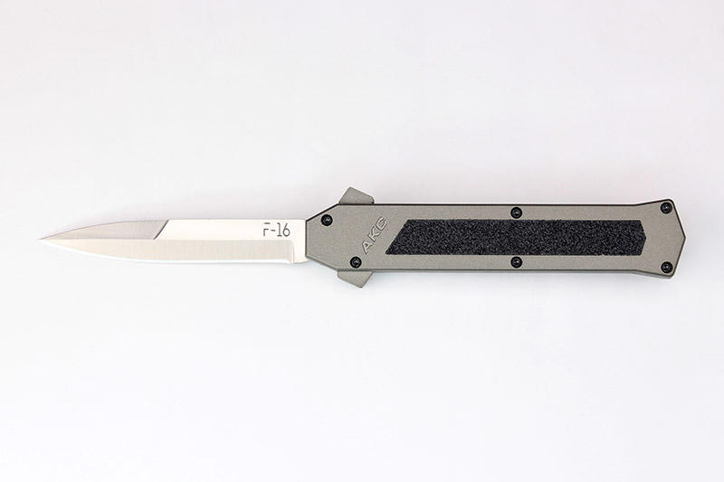 【刀光劍影】~世界品牌AKC KNIVES-A.G.A F16B-DGR 灰綠柄白刃彈刀