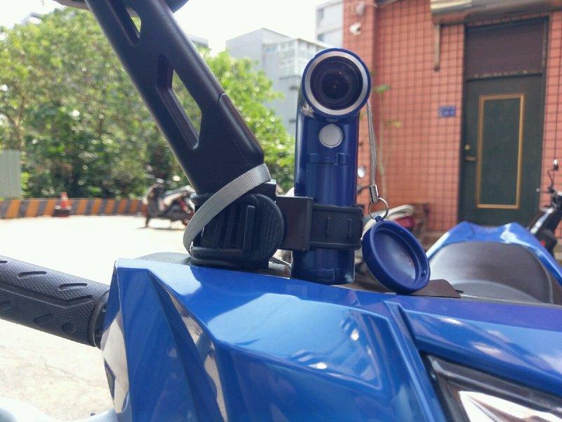 全新 HTC RE專用 可調式彈性萬用機車行車紀錄器車架 適用機車管徑18-40mm