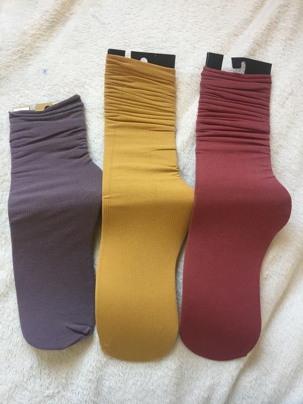 顏色超美的文青堆堆襪 三雙合售