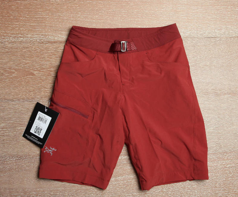 山屋LAB) 男輕薄速乾四向彈性耐磨登山短褲Arcteryx Lefroy Short (28