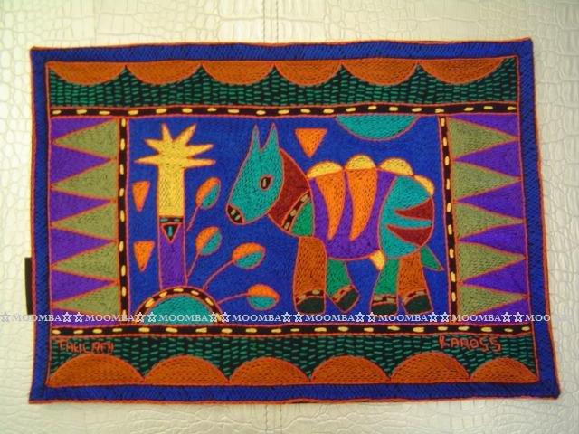 ☆MOOMBA☆ South Africa 南非 KAROSS 品牌 手工 繡花 動物 花卉 刺繡 厚 布質 餐墊 HAND EMBROIDER PADDED PLACEMATS #774