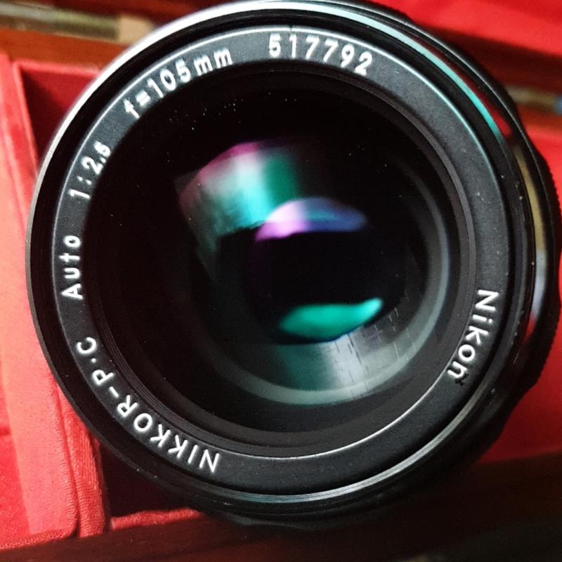 Nikon P. C. auto Non-ai 105mm F2.5 阿富汗少女鏡(原汁原味)